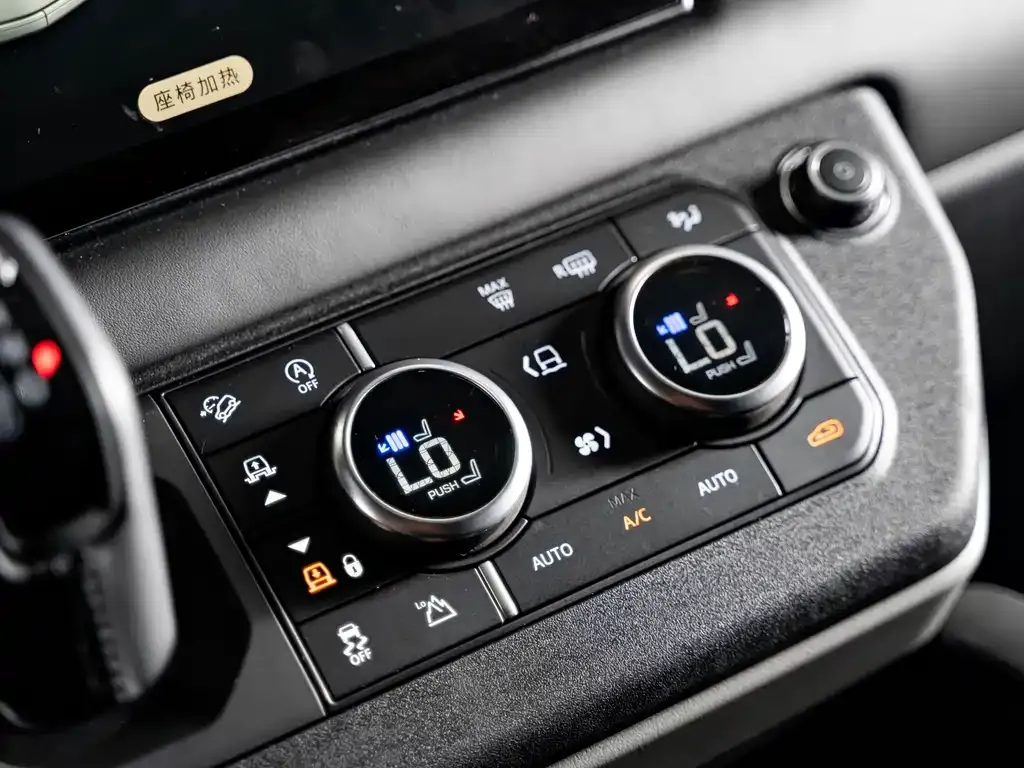 Land Rover Defender 2023 из CN, фото 10