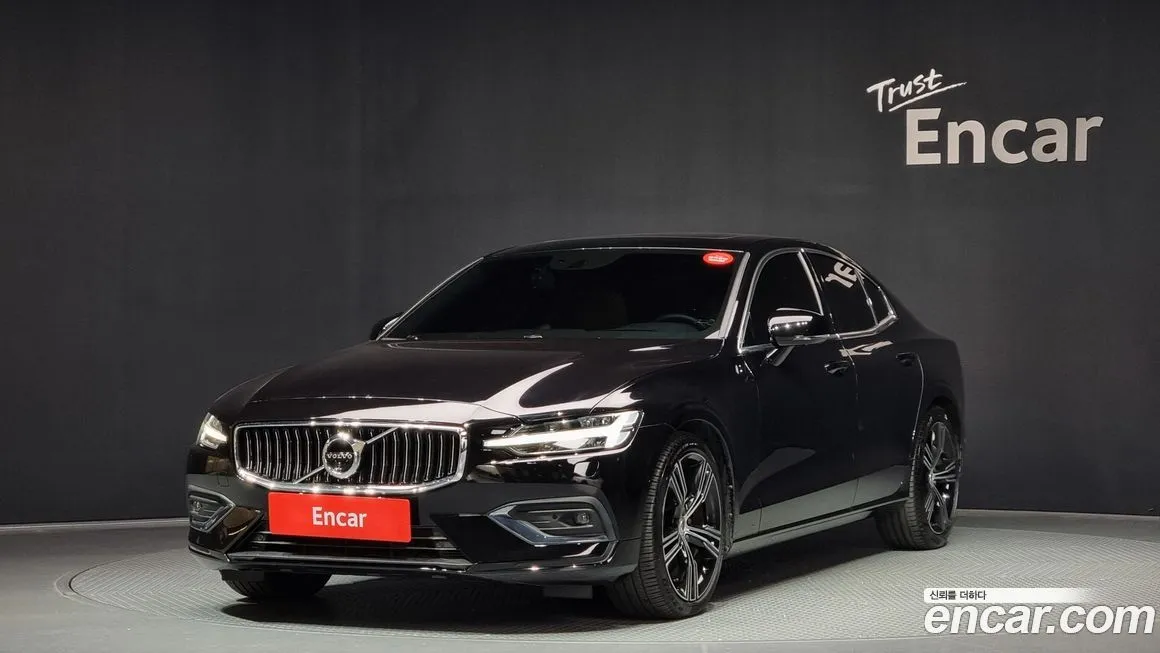 Volvo S60 2021 из KR, фото 1