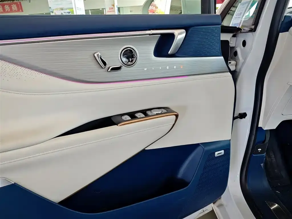 Buick GL8 Hybrid 2024 из CN, фото 10