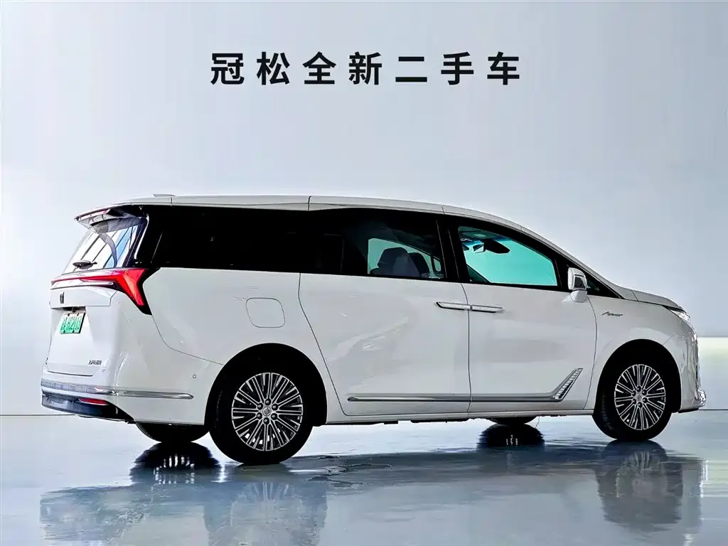 Buick GL8 Hybrid 2024 из CN, фото 3
