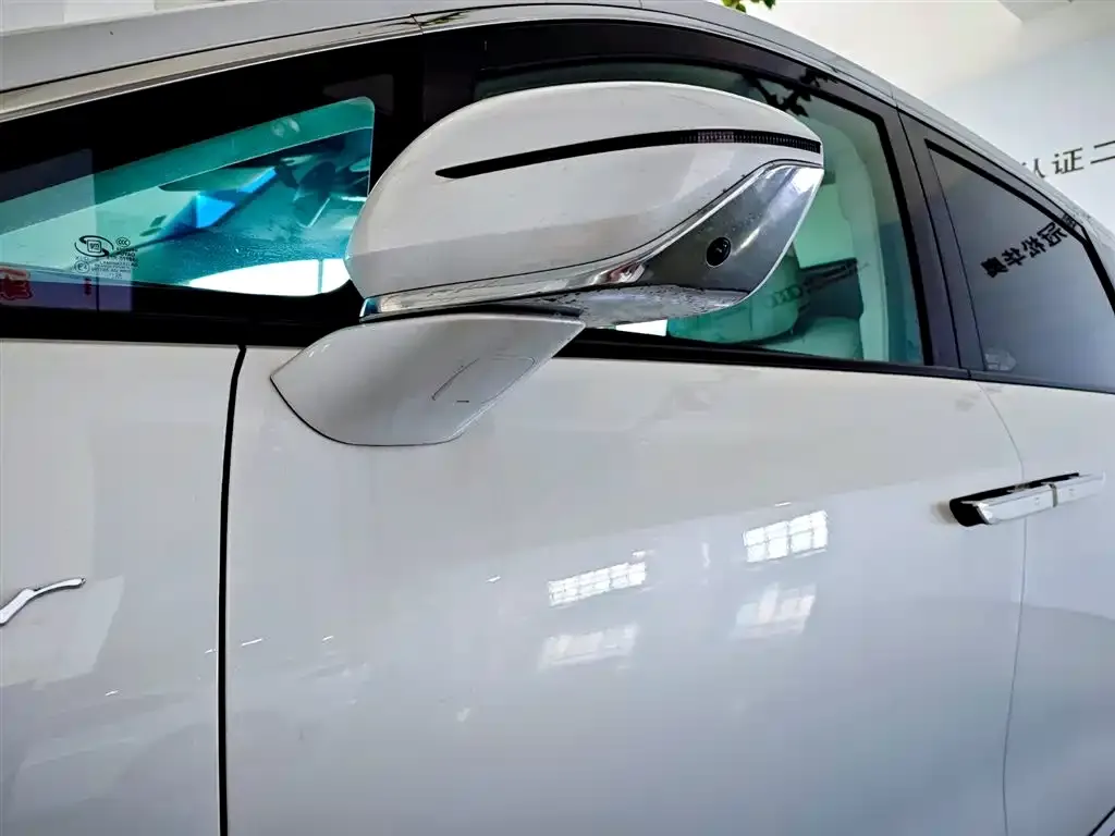 Buick GL8 Hybrid 2024 из CN, фото 8