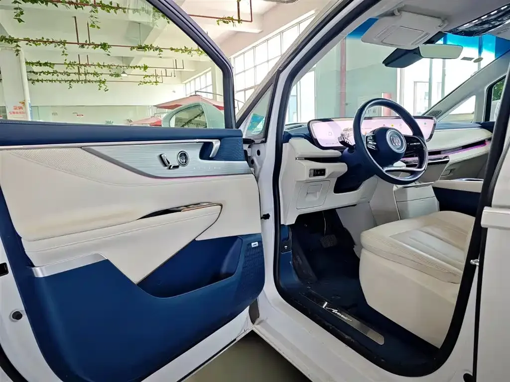 Buick GL8 Hybrid 2024 из CN, фото 9