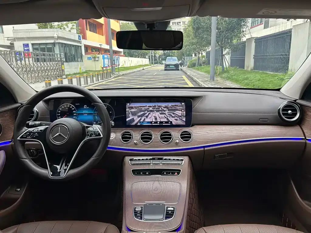 Mercedes-Benz E-Class 2024 из CN, фото 6