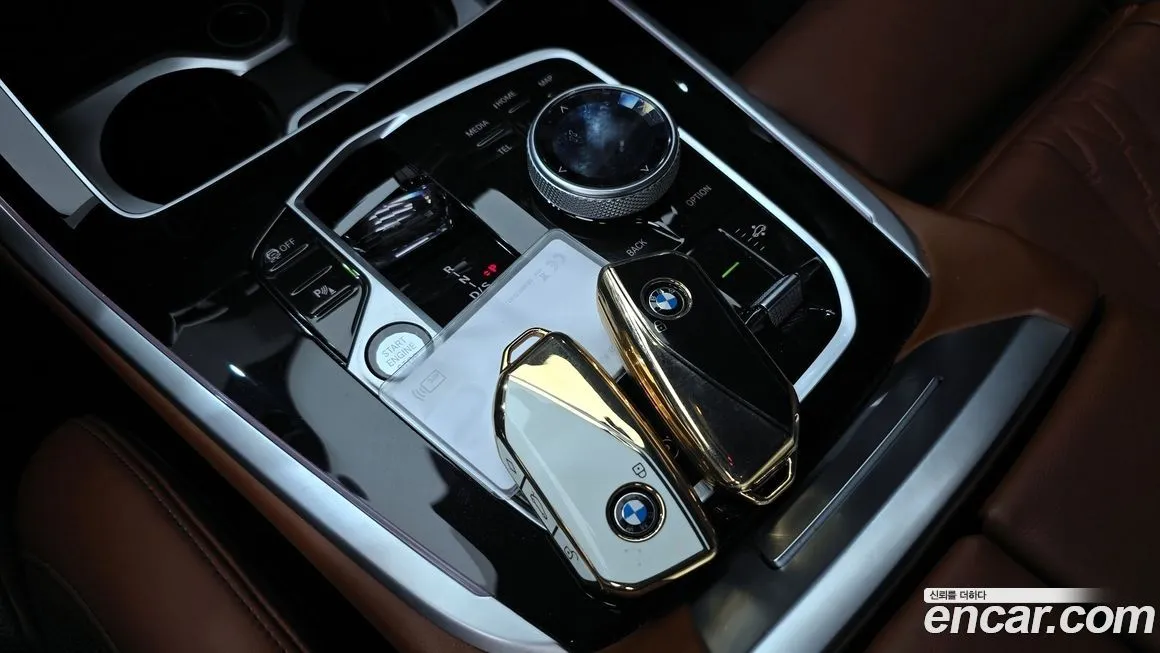 BMW X7 — фото 9