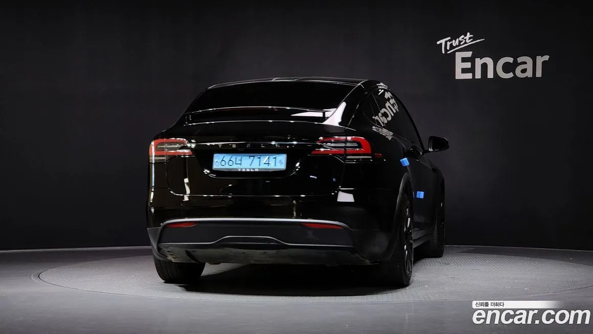Tesla Model X 2023 из KR, фото 4
