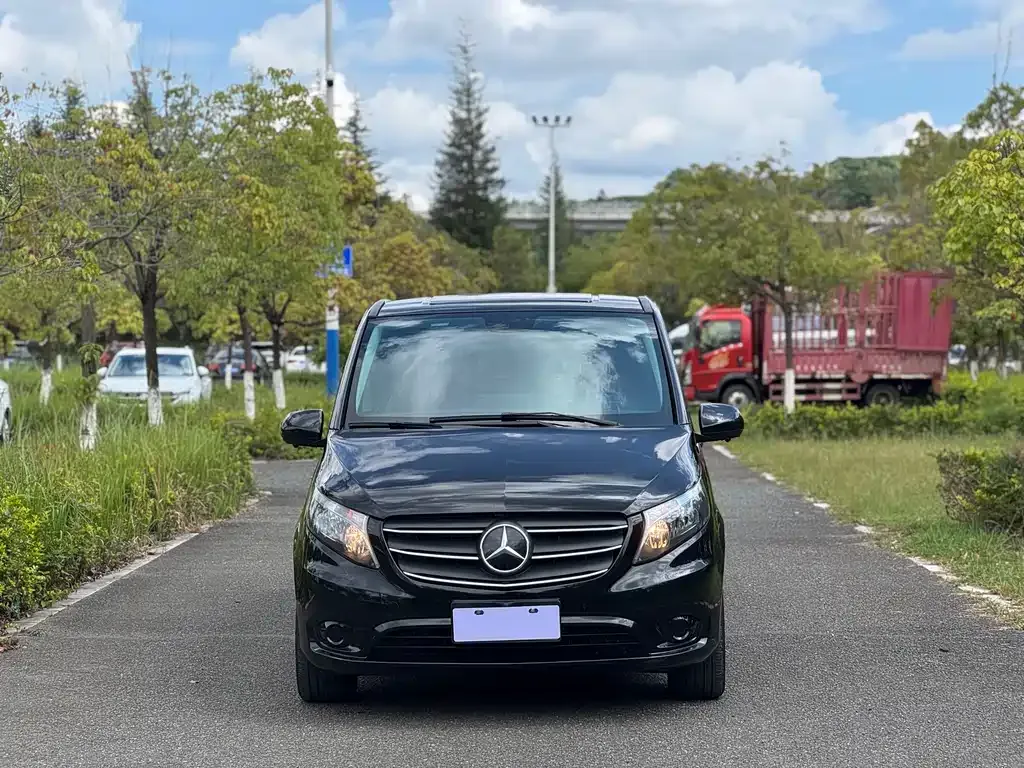 Mercedes-Benz Vito 2023 из CN, фото 2