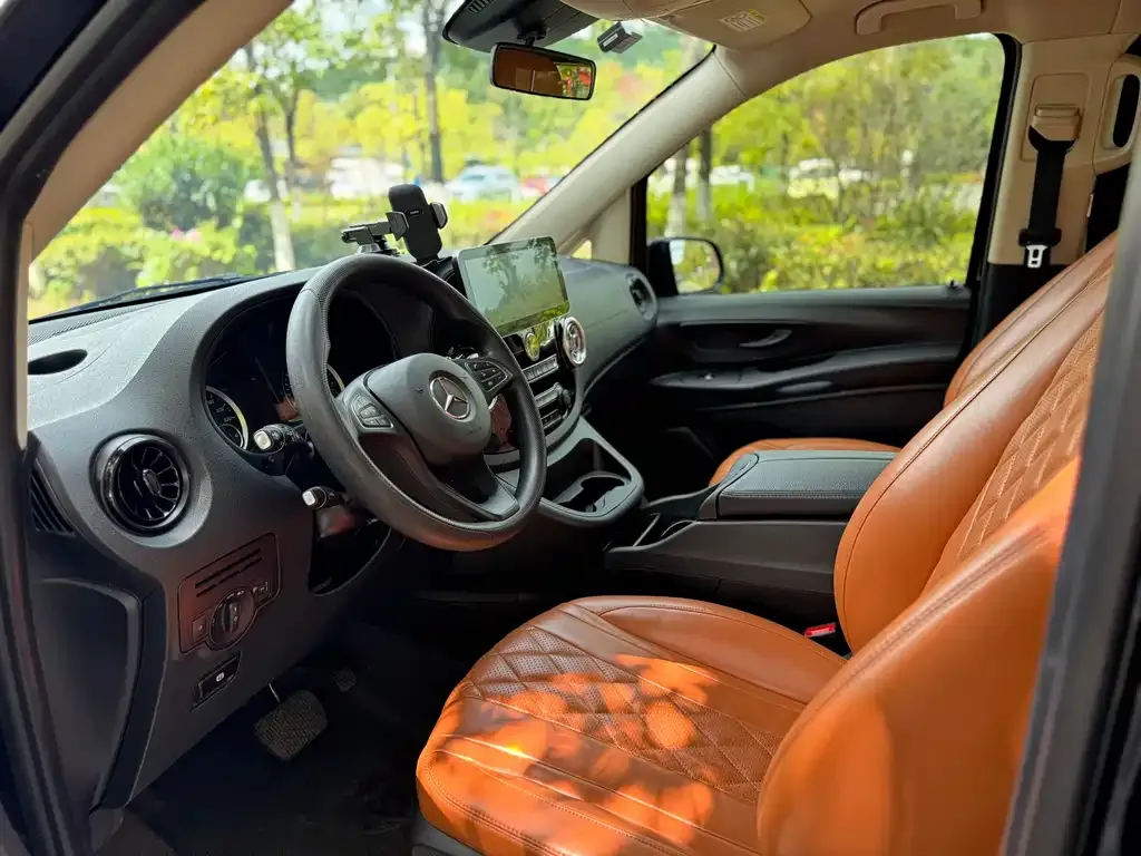 Mercedes-Benz Vito 2023 из CN, фото 7