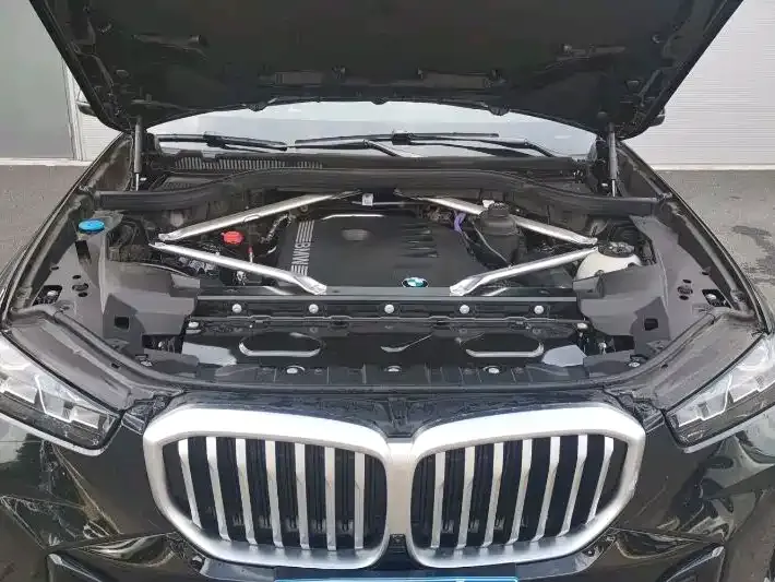 BMW X5 — фото 6
