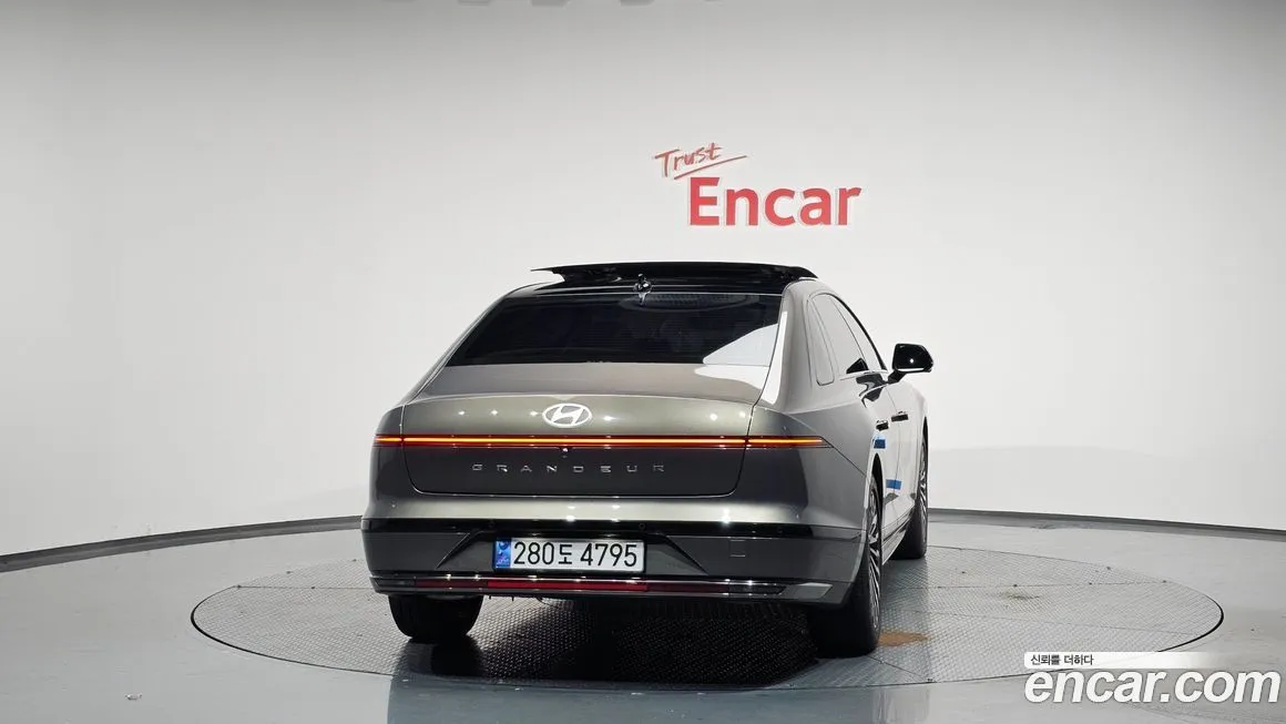 Hyundai Grandeur 2023 из KR, фото 4