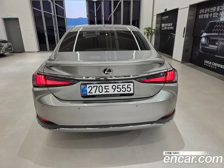 Lexus ES 2025 из KR, фото 4