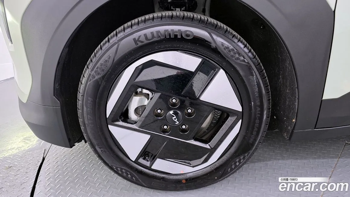 [object Object] EV3 2025 из KR, фото 5