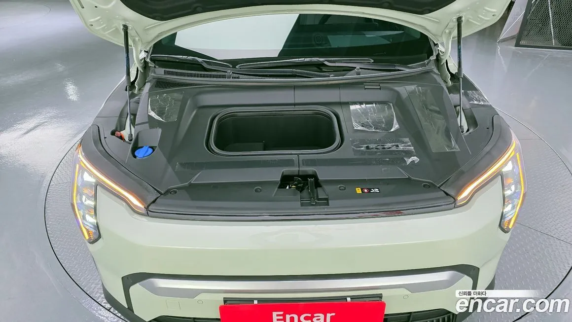 [object Object] EV3 2025 из KR, фото 6