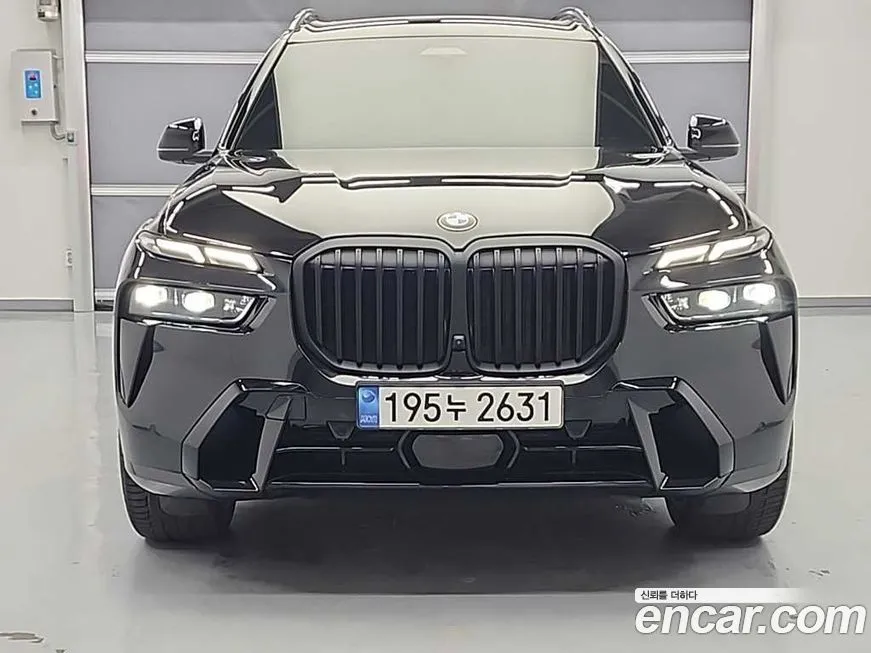 BMW X7 — фото 1