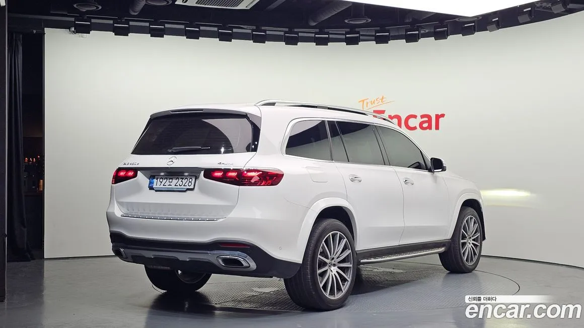 Mercedes-Benz GLS-Class — фото 2