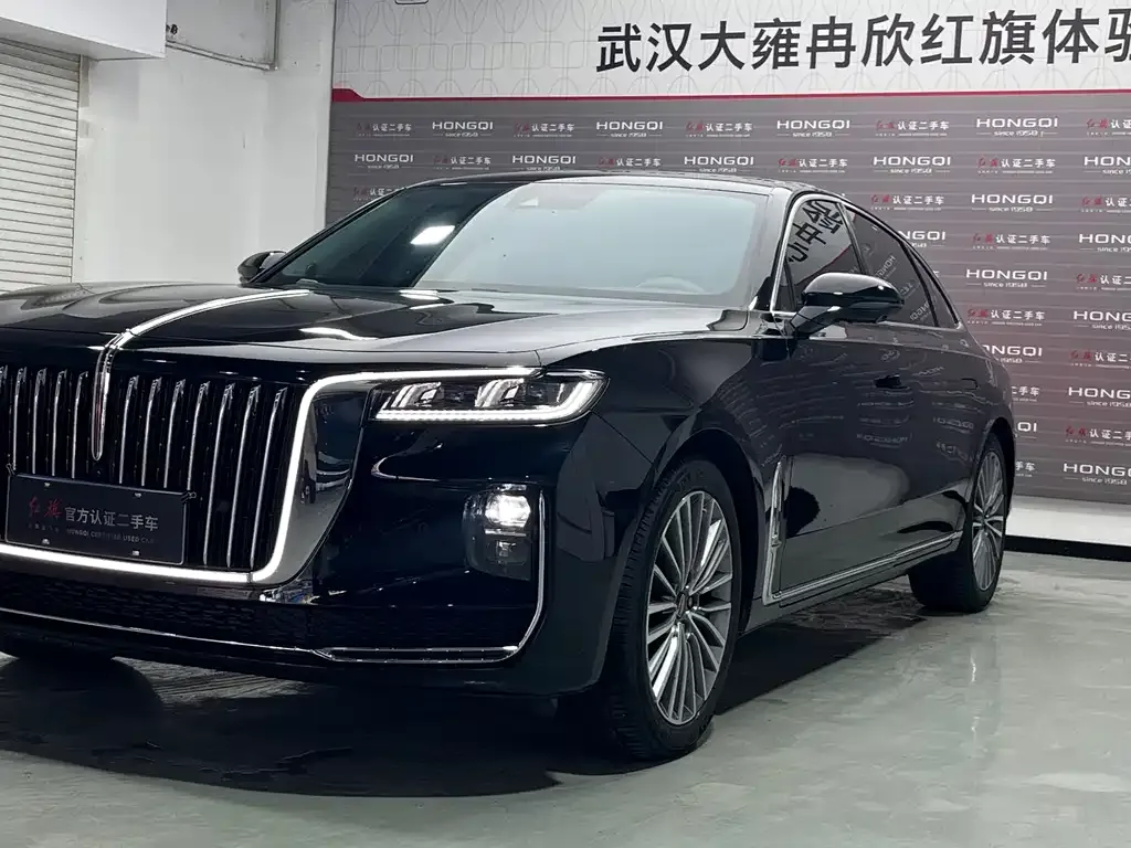 Hongqi H9 — фото 1