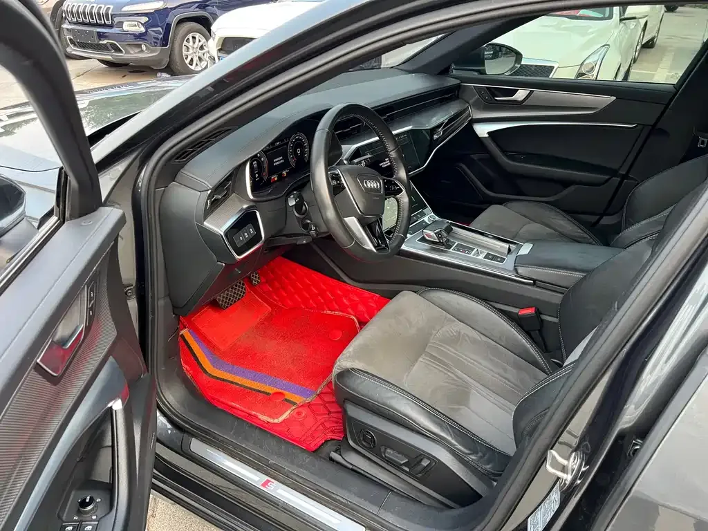 Audi A6L 2021 из CN, фото 4