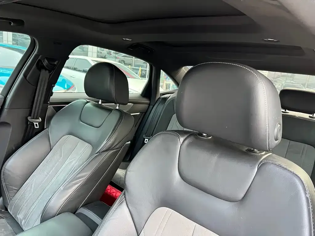 Audi A6L 2021 из CN, фото 6
