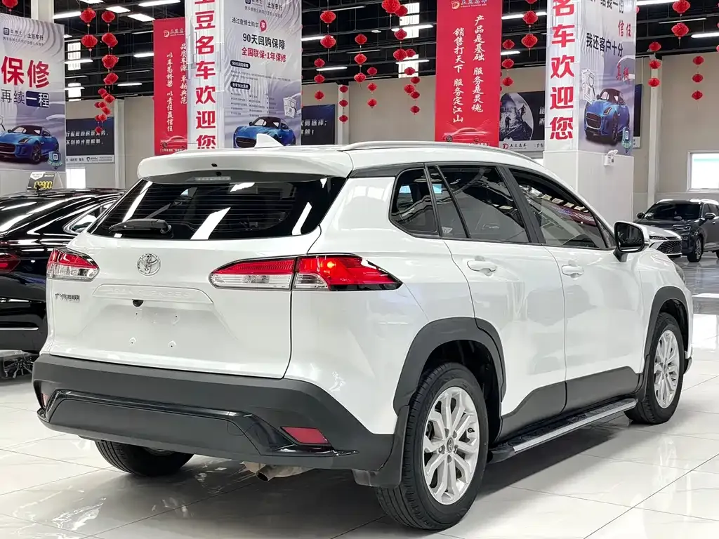 Toyota Frontlander 2022 из CN, фото 6