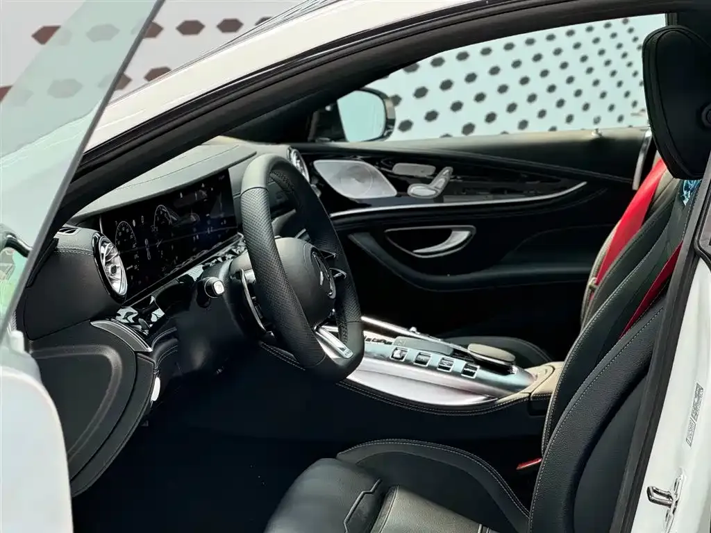 Mercedes-Benz AMG GT — фото 8