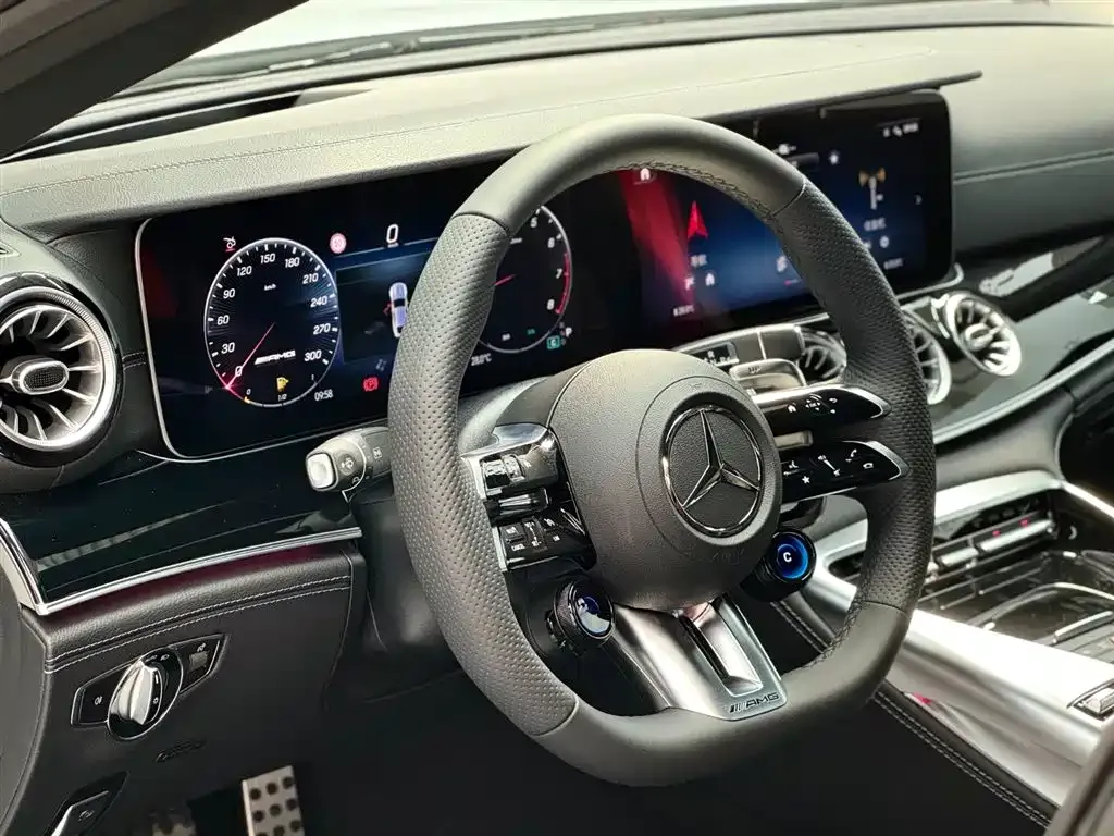 Mercedes-Benz AMG GT — фото 9