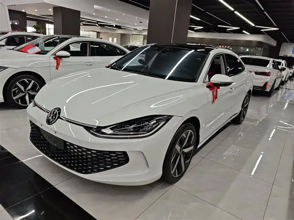 Volkswagen Lamando 2025 из CN, фото 2
