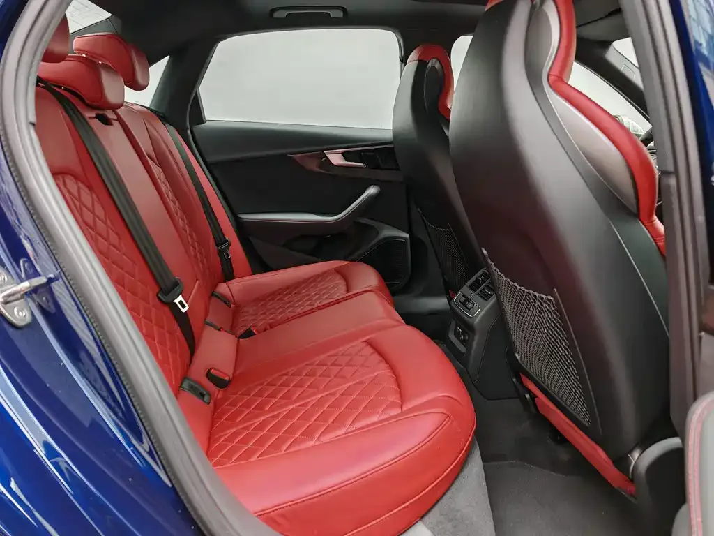 Audi S4 2024 из CN, фото 10