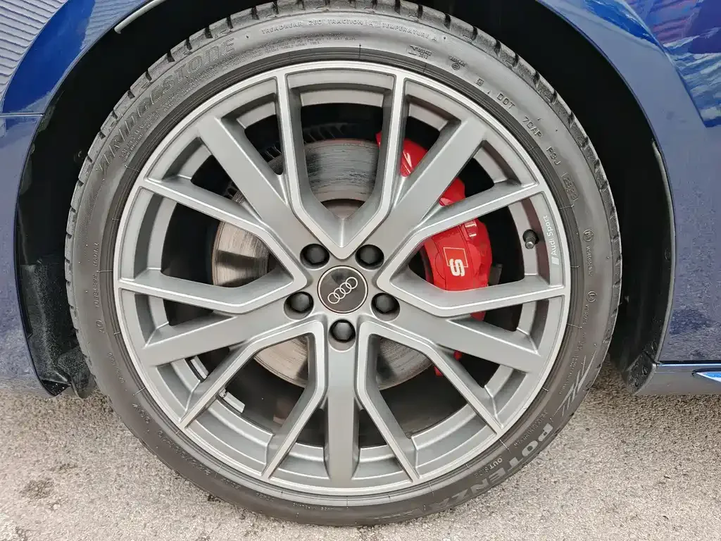 Audi S4 2024 из CN, фото 3
