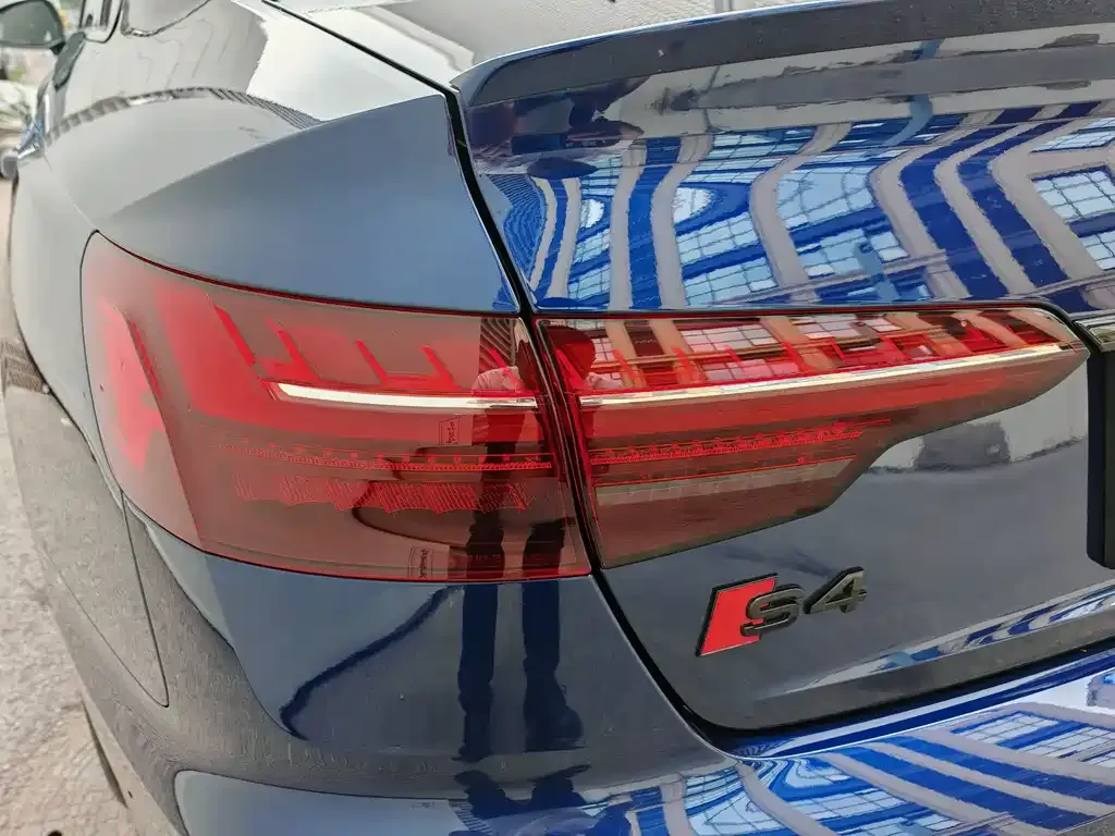 Audi S4 2024 из CN, фото 7