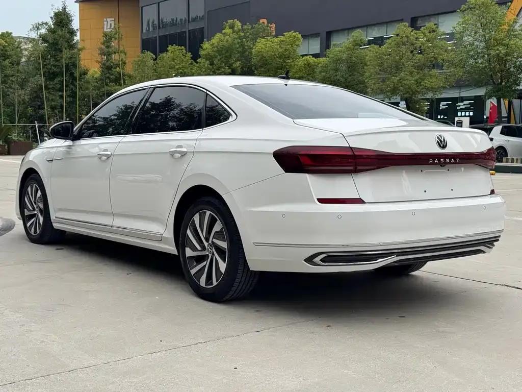Volkswagen Passat New Energy 2021 из CN, фото 7