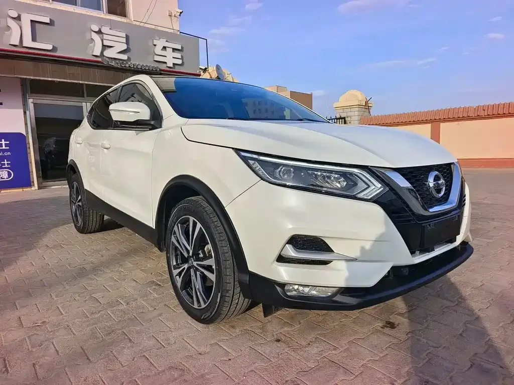 Nissan Qashqai 2021 из CN, фото 2