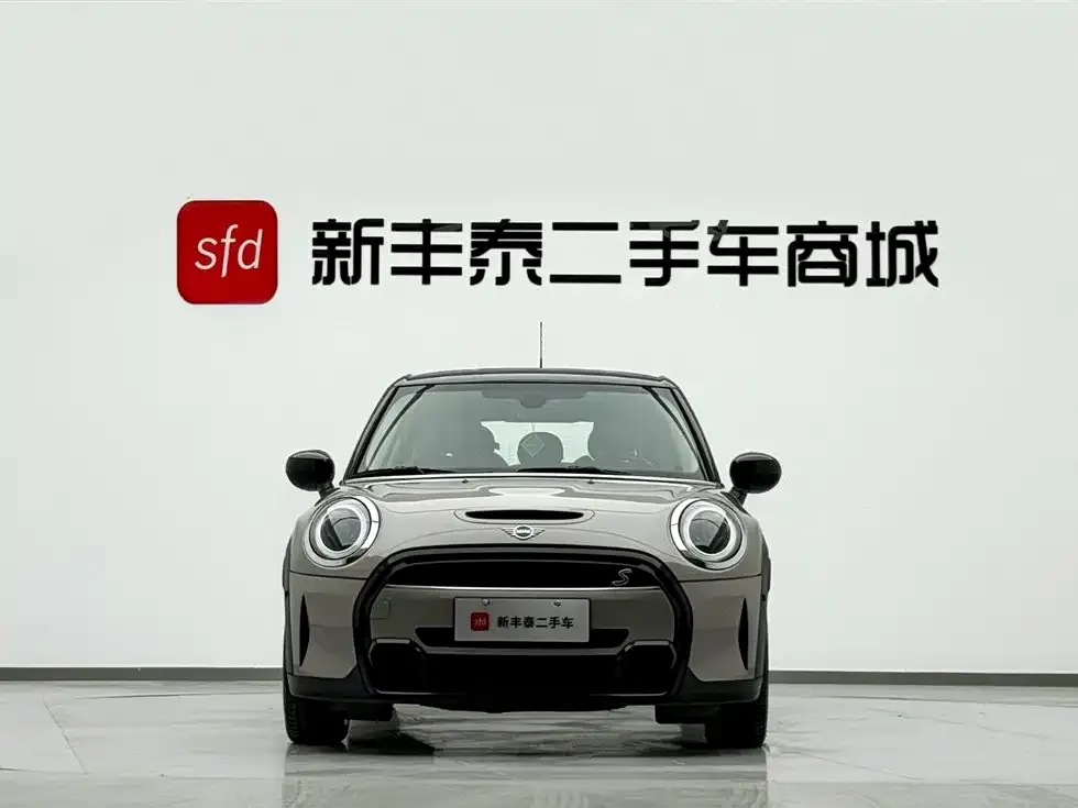 MINI Cooper (3-door) 2022 из CN, фото 2