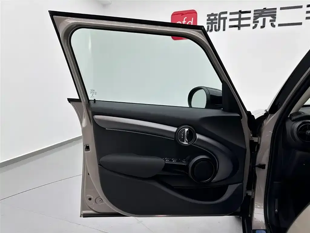 MINI Cooper (3-door) 2022 из CN, фото 8