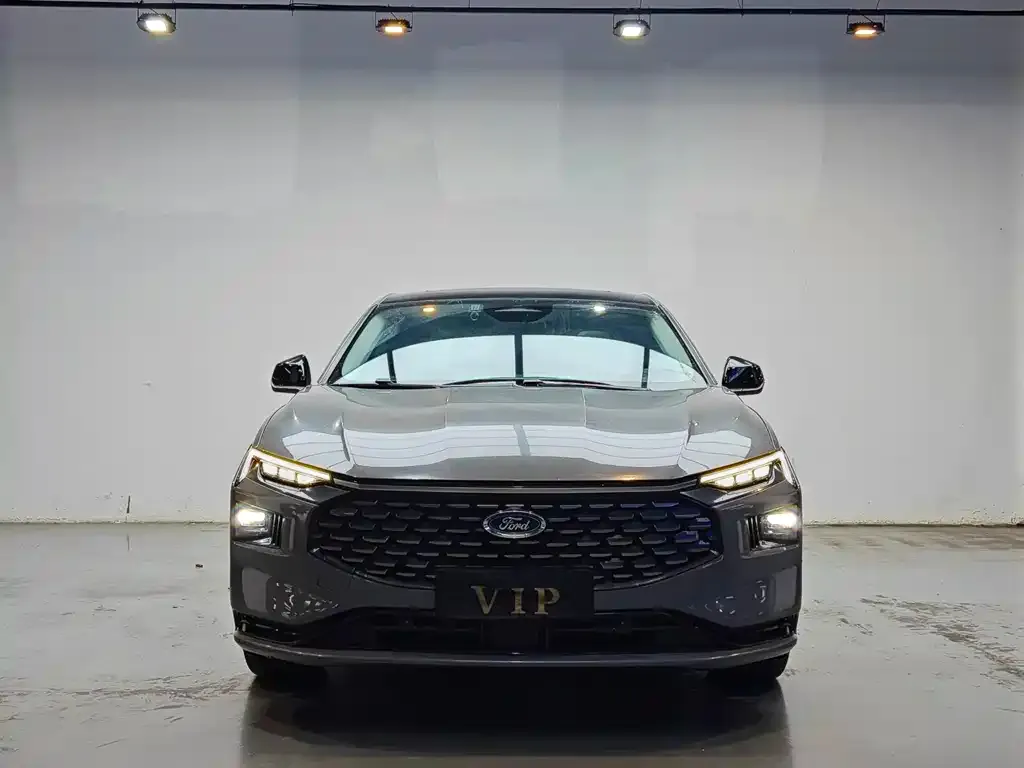 Ford Mondeo 2022 из CN, фото 1