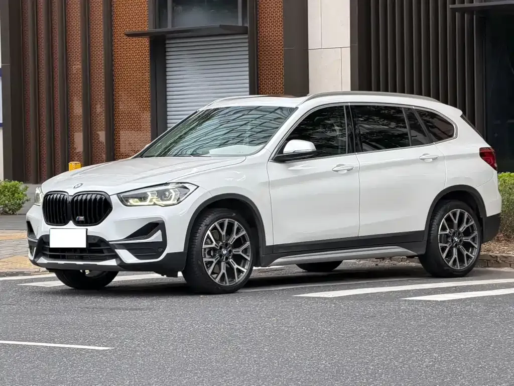 BMW X1 2022 из CN, фото 1