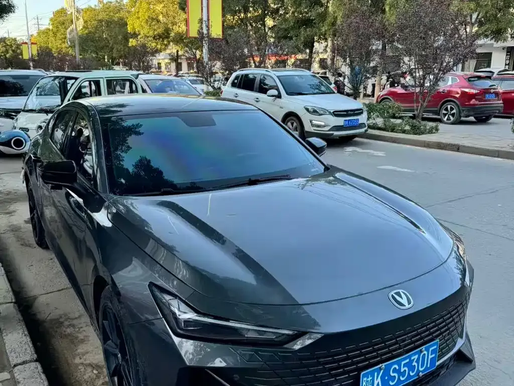 Changan UNI-V 2022 из CN, фото 1