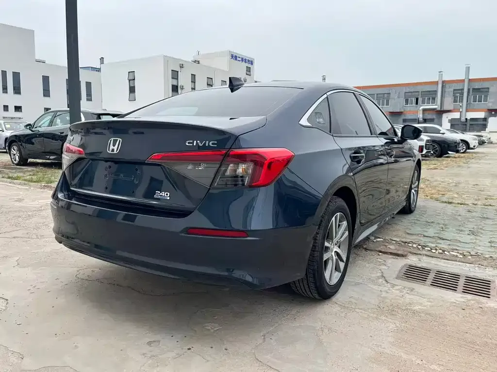 Honda Civic 2023 из CN, фото 4
