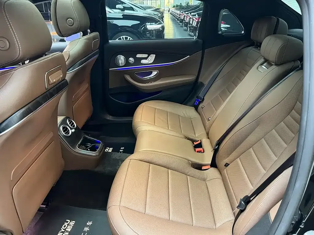 Mercedes-Benz E-Class 2021 из CN, фото 10
