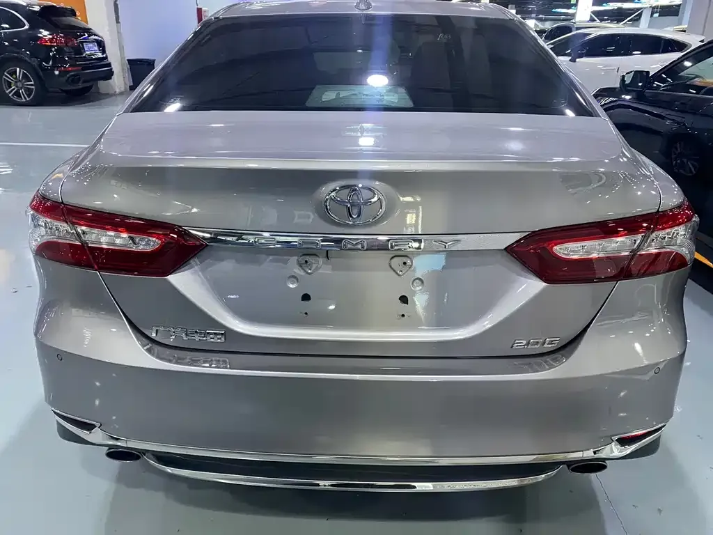 Toyota Camry 2021 из CN, фото 10