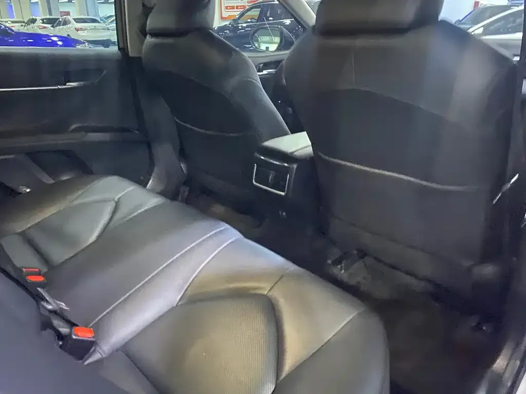 Toyota Camry 2021 из CN, фото 6