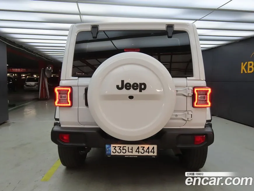 Jeep Wrangler 2021 из KR, фото 3