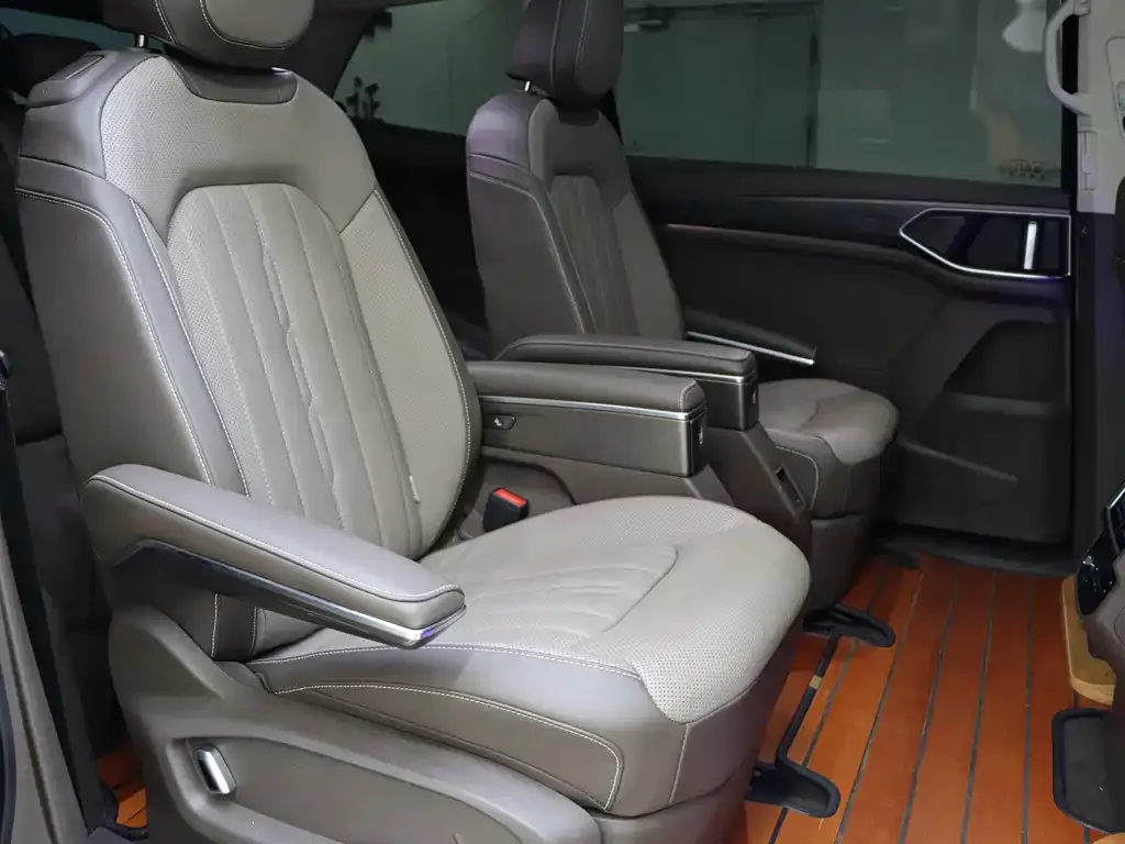 Volkswagen Viloran 2023 из CN, фото 10