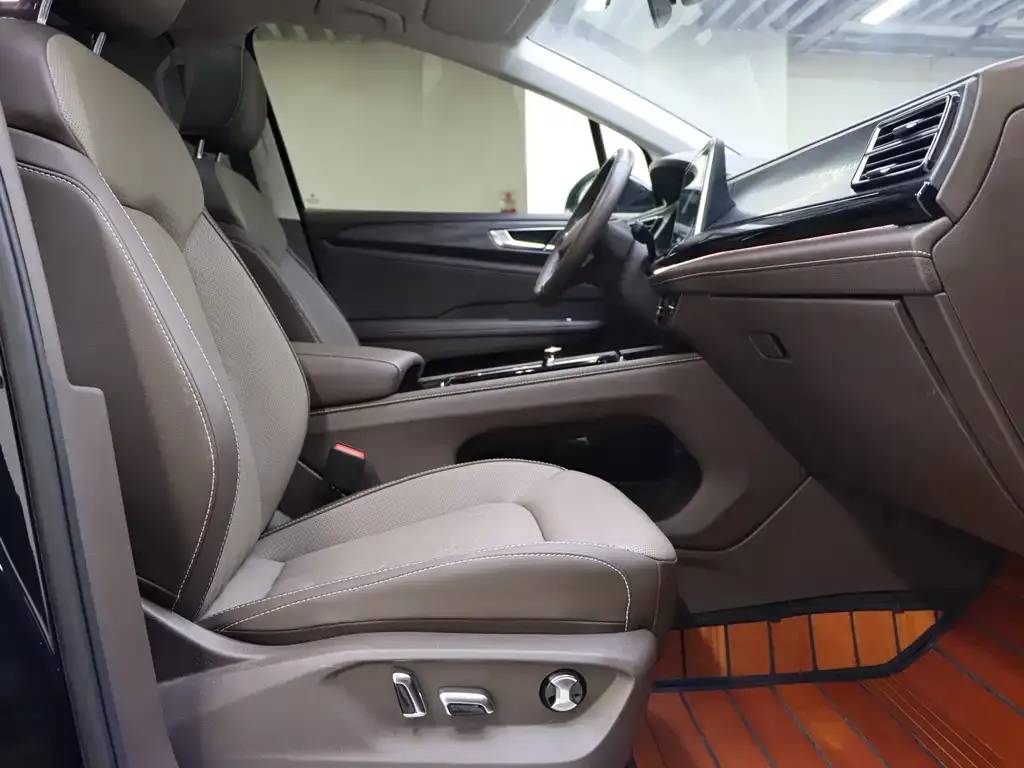 Volkswagen Viloran 2023 из CN, фото 5