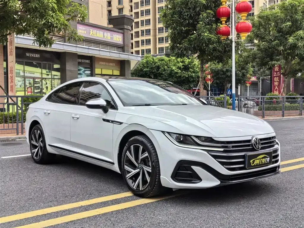 Volkswagen CC 2022 из CN, фото 8