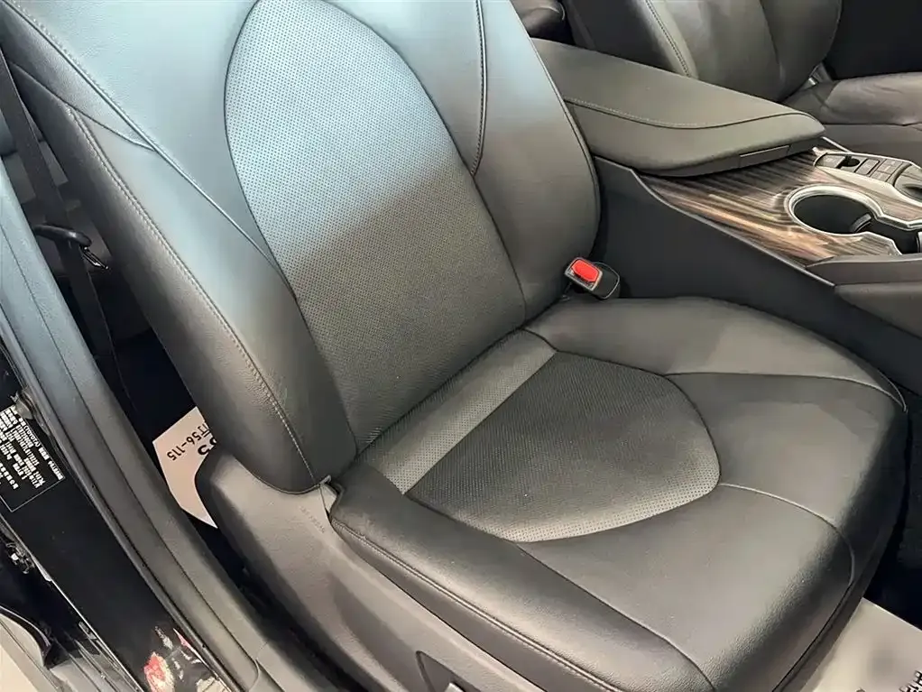 Toyota Camry 2021 из CN, фото 3