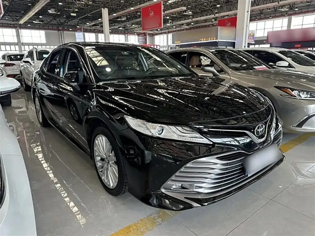 Toyota Camry 2021 из CN, фото 7