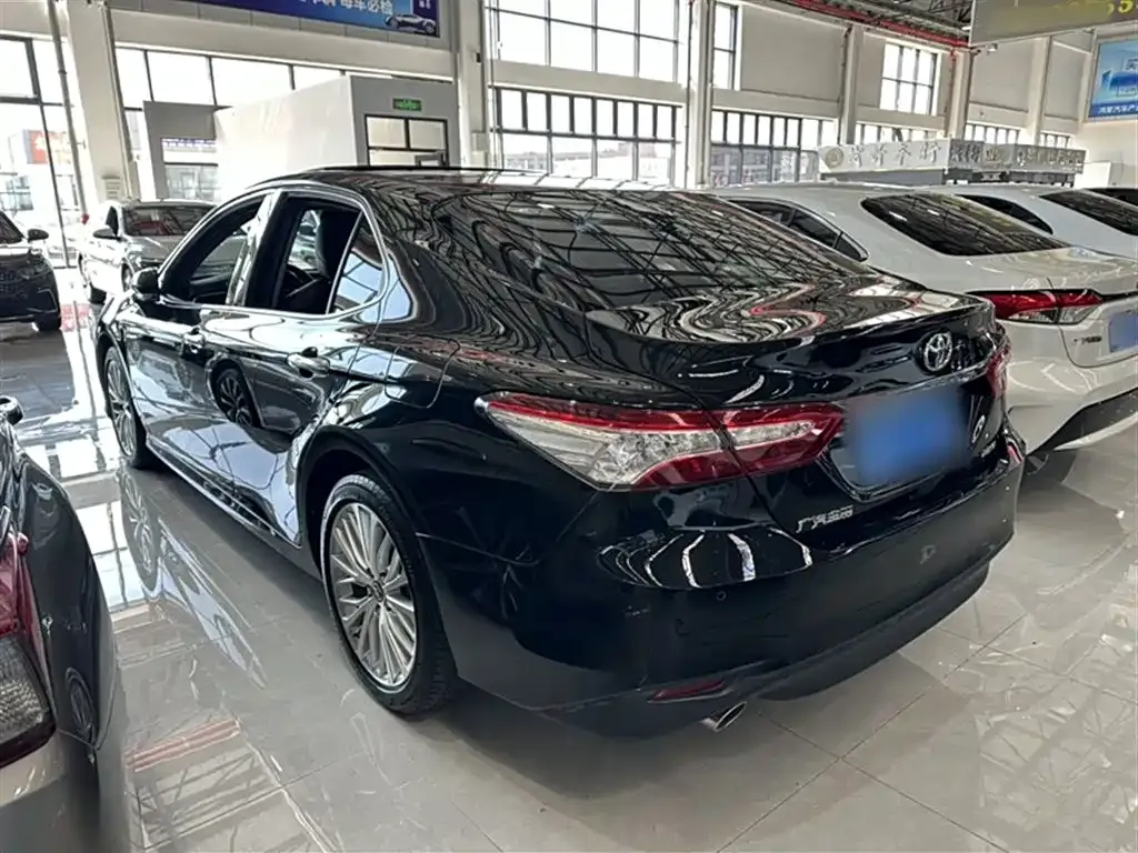 Toyota Camry 2021 из CN, фото 8