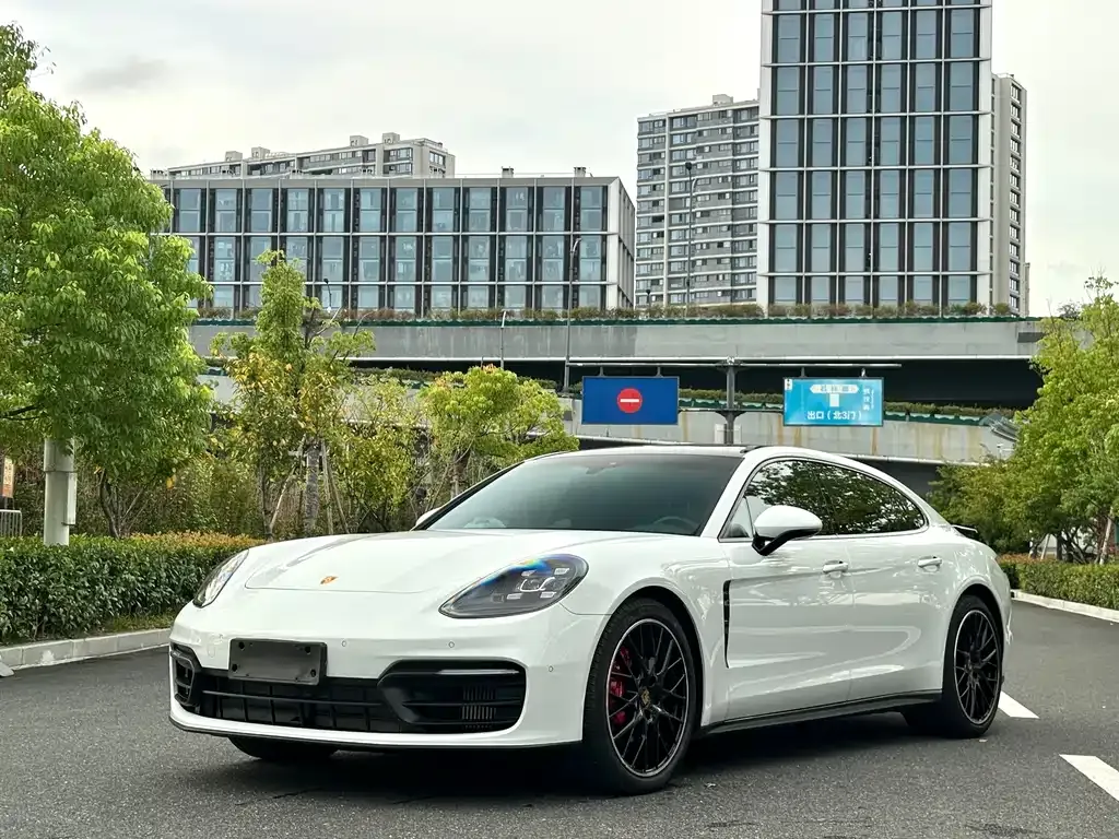 Porsche Panamera 2023 из CN, фото 1