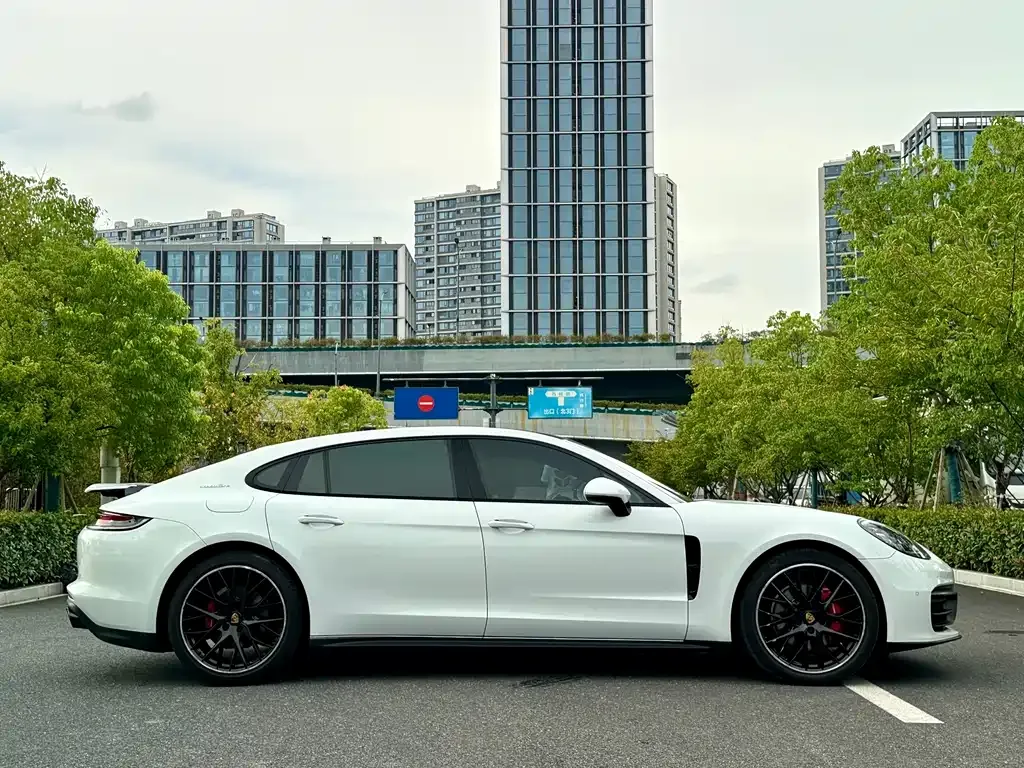 Porsche Panamera 2023 из CN, фото 4
