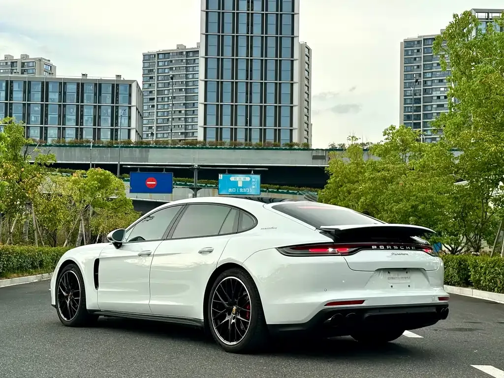Porsche Panamera 2023 из CN, фото 5