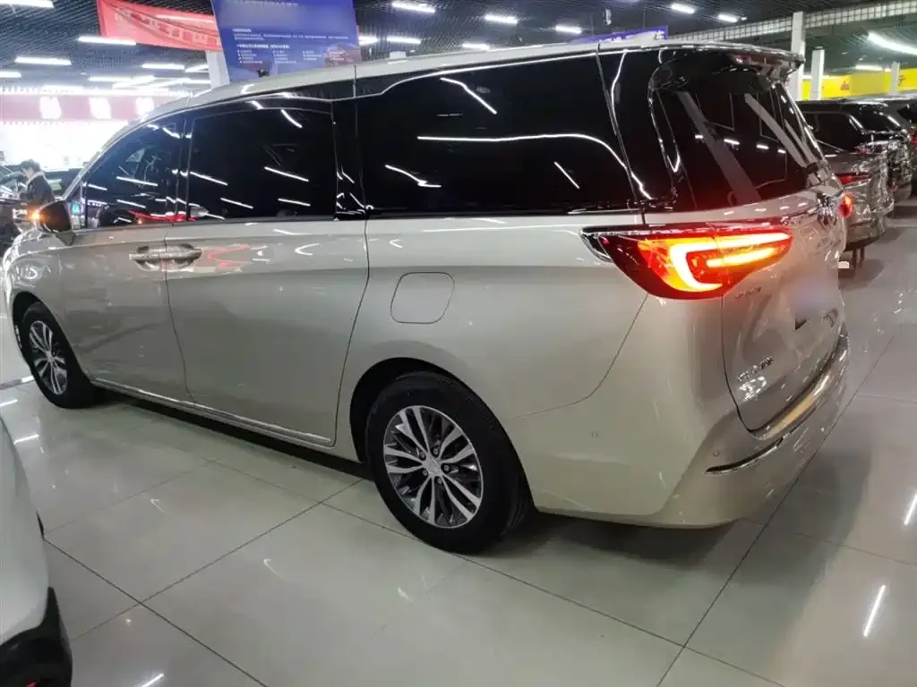 Buick GL8 2023 из CN, фото 6
